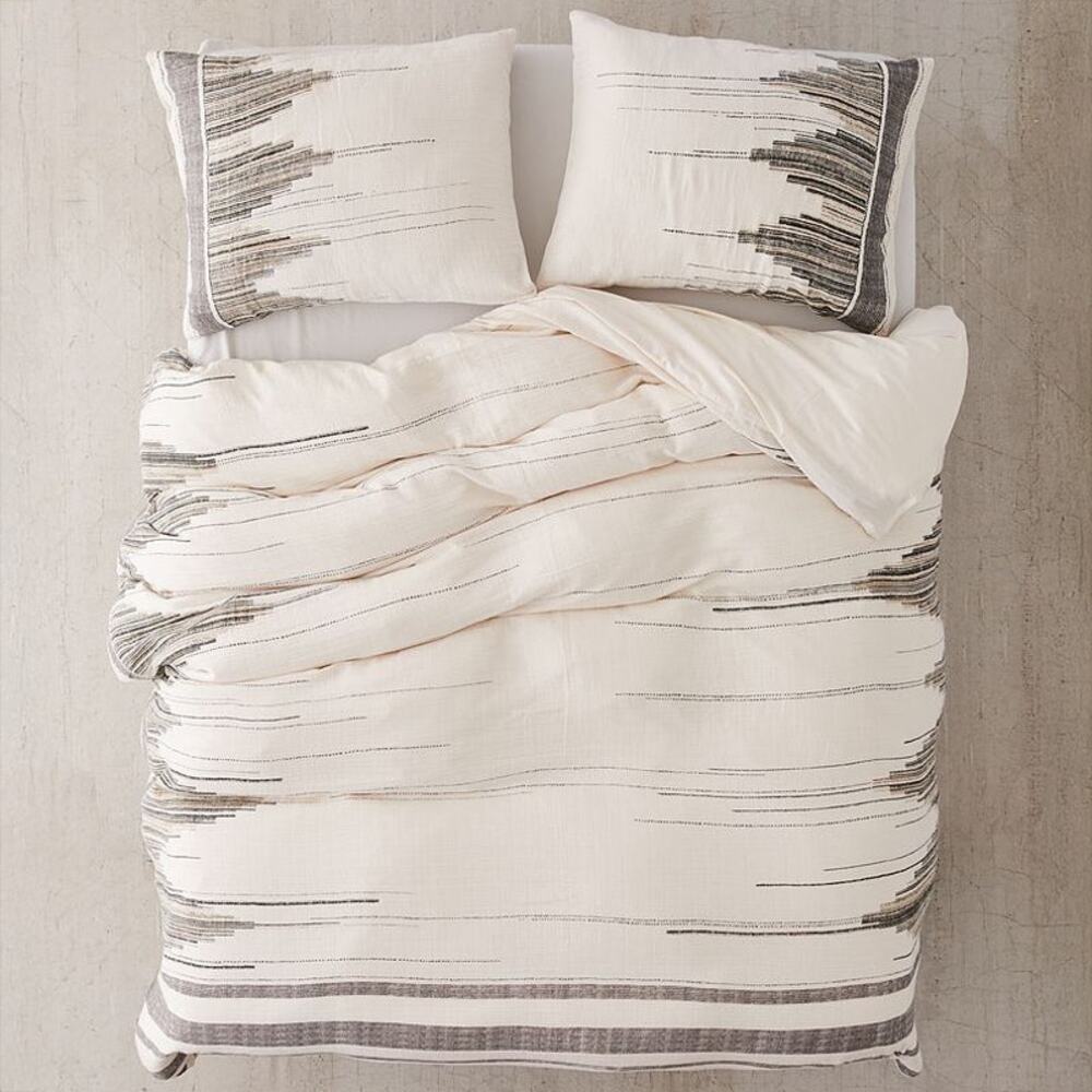 Urban Outfitters Inga Kilim Gauze Duvet Cover and Sham - Queen - New